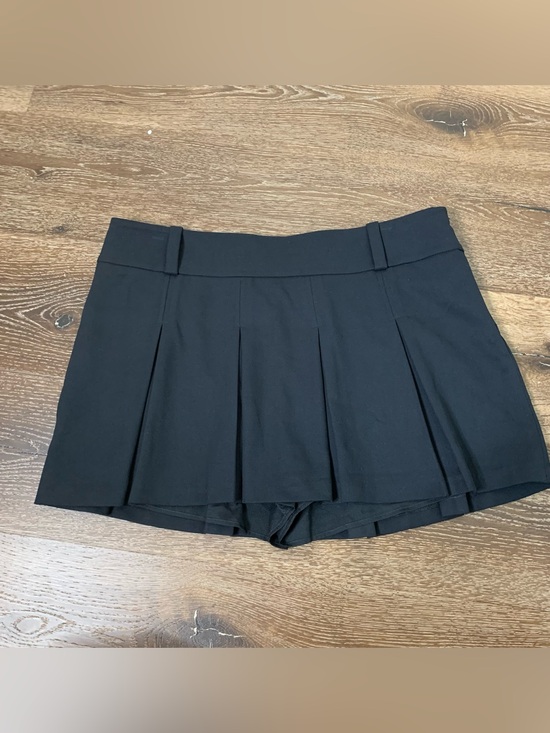 Abercrombie & Fitch Pants - Abercrombie & Fitch Womens black pleated skirt skort M